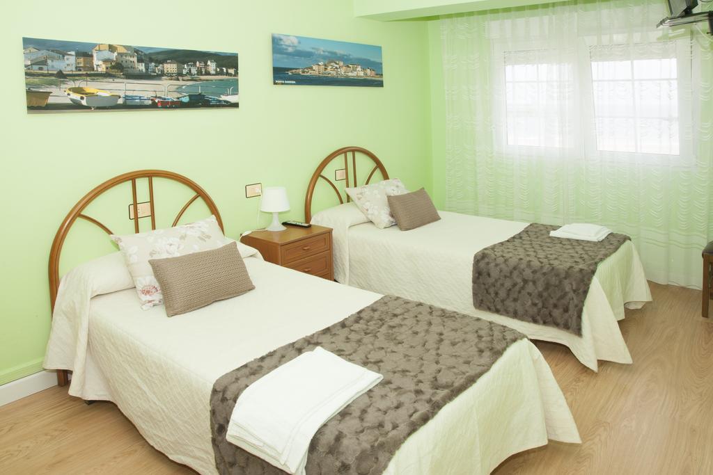 Hostal Buenavista San Ciprián Zewnętrze zdjęcie